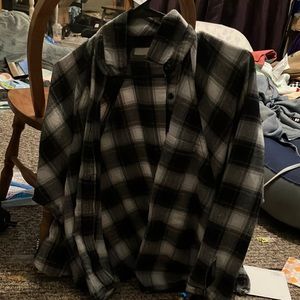 SO Black and White Flannel S